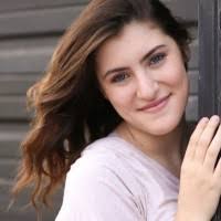 Erin Bixler's Instagram, Twitter & Facebook