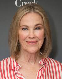 Catherine O'Hara deserves all her awards and more for bringing this  character to life. I can relate to Moira in these clips. 🥰