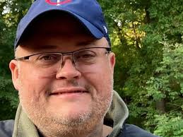 Fundraiser for Victoria Loewblosser by Lisa Rice : Branum Loewblosser, Isla  and Ben's Dad