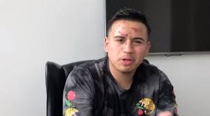 His birthday, what he did before fame, his family life, fun trivia facts, popularity rankings, and more. En Video Asi Fue Como La Policia De Eeuu Agredio Al Cantante Jesus Ortiz Paz