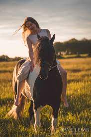 Jessica Rose William S Equine Portrait Photoshoot In The Peak District Equine Portrait Photograph Equine Photography Poses Horse Girl Photography Horse Girl