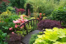 Colours Of Early Summer In The Middle Garden Most Beautiful Gardens Gardens Of The World Beautiful Gardens