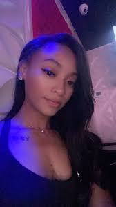 If any girlies want to come to my job (it is a skrip club) and support me  today it would mean the world im waitressing and need to build  clientele🥹🤍 we have