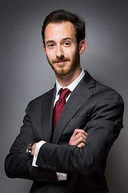 Linkedin's economic graph team partners with world leaders to analyze labor markets and recommend policy solutions to prepare the global workforce for the jobs of the future. Linkedin Professional Headshot Will Benefit Your Profile Page Considerably