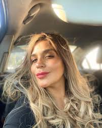 Katherine orellana — enamorada perdida 02:35 katherine orellana — si te digo 03:09 katherine orellana — deja descansar al amor 03:53 Te Ves Regia Kathy Orellana Deslumbra Con Transparencia