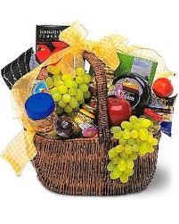 8520 salt grass dr w, pensacola, fl 32526. Gourmet Picnic Basket In Pensacola Fl R S Crafts Florist