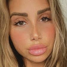 Jessica Southern's Instagram, Twitter & Facebook