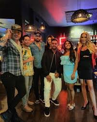 29 is still the mid 20s since the late 20s starts at 29 and a half 🎂  Thankful for everyone that made it to my birthday and love you all!  @vinylfishclub 🍣🍶🥃 @najidesigns 🎥 @djcharlesvalli 🎧 @donnabucks 🎧