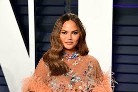 Последние твиты от chrissy teigen (@chrissyteigen). Chrissy Teigen Cancelling Attention Seeking Troll Is Not The Answer Evening Standard