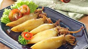 Namun, anda juga bisa memasaknya sendiri di rumah. Resep Cumi Goreng Kuning Tak Cuma Enak Tapi Juga Mudah Dibuat Di Rumah Tribun Solo