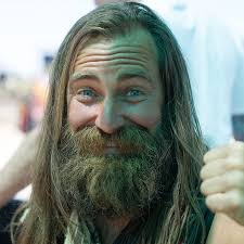 Chris Haslam's Instagram, Twitter & Facebook