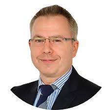 Gregory Makris's Instagram, Twitter & Facebook