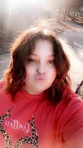 Emily Bellew's Instagram, Twitter & Facebook