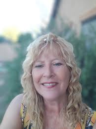 I am so honoured and thrilled that Numinus, a leader in psychedelic  medicine with holistic, integrated psychotherapy, selected my short video,  "New Futures" to introduce their wonderful "Art as Integration" program. The