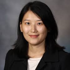 Minji Lee's Instagram, Twitter & Facebook