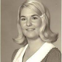 Lila Hardin's Instagram, Twitter & Facebook