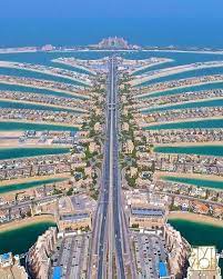 Dubai is the most populous city in the united arab emirates (uae) and the capital of the emirate of dubai. Prekrasnyj Gorod Dubai Sverhu Vyglyadit Kakim To Igrushechnym Hoteli By Tam Zhit Sovety Uyut Dizajn Remont Maste Puteshestviya Dubaj Krasivye Mesta