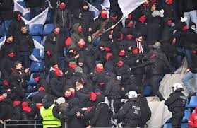 Pauli attacked hsv fans working on a choreography for the game and destroyed parts of it, some hsv fans. Antifa Ultras On Twitter Photo All Cops Are Bastards Ultra Sankt Pauli Acab Hsv St Pauli