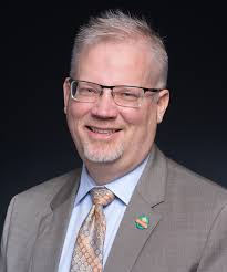 Clay Pearson's Instagram, Twitter & Facebook