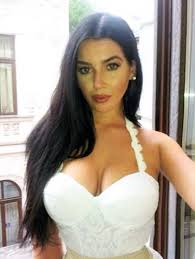 Johnny, rihanna, kim kardashian, thứ năm, model, london, oxford, rotherham, free people check with all available information for the name. Footie Stars Sexiest Sisters Meet The Siblings Who Have Got Fans Pulses Racing Daily Star