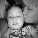 Shea Holley's Instagram, Twitter & Facebook