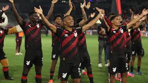 Jogador trata duelo com o Grêmio como final para o Athletico-PR