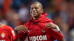 Mbappe made his debut for monaco in december 2015, featuring away to tottenham in the europa league. Kylian Mbappe Zu Rb Leipzig Daran Scheiterte 2015 Ein Wechsel Eurosport