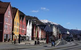 Die höchste erhebung auf dem gebiet der kommune ist der gullfjellet (987 moh.). Top 7 Sehenswurdigkeiten In Bergen Mit Stadtplan Fjordwelten
