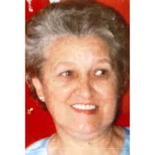 Phyllis Dunlop's Instagram, Twitter & Facebook