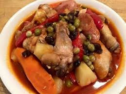 Also Known As Chicken Sarciado In Ilonggo Ingredients 2 Lbs Chicken Wings 3 Pieces Hotdog Sliced 1 Large Pota Chicken Afritada Recipe Cooking Recipes Recipes