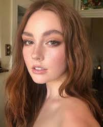 Elaine Samson (elainesamson_09)