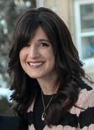 Laura Marder's Instagram, Twitter & Facebook