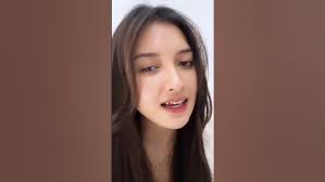 yuriska patricia,lagunya bikin .....#artisftv