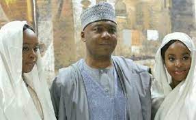 This morning, we paid our last respects to the late major bolarinwa morakinyo, at a solemn funeral service attended by his family, friends and associates. Senate President Bukola Saraki S Wife Toyin Shares Lovely Photos Of Their Twin Daughters Who Turn 18 Yesterday