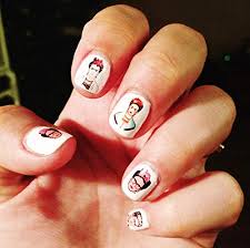 Hoy te mostramos cincuenta ideas originales de tatuajes para parejas por si todavia no habeis elegido el mejor diseño para ustedes. Amazon Com Frida Kahlo Juego De 38 Pegatinas Adhesivas Para Manicura De Agua Beauty