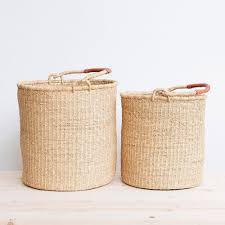 It is an environment that tends to be wet and messy and, in addition, requires plenty of space for the distribution of all the necessary equipment for your. Natural Bolga Hamper Basket Set Leather Handles Connectedgoods Com