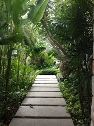 Gorgeous Thailand Villa Tropical Garden The Ideal Path Tropical Landscaping Tropical Garden Urban Garden