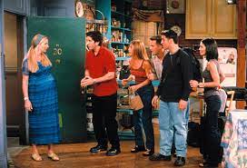 This was written into the script as phoebe buffay acting as a surrogate for her half brother, frank and his the pregnancy resulted in triplets. Lisa Kudrow Talking About Being Pregnant On Friends Popsugar Celebrity