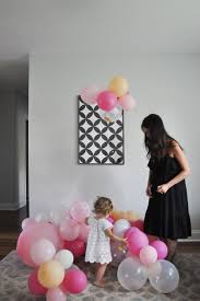 Diy Balloon Garland The Easiest Birthday Party Decor Ideas