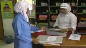 Jika anda lihat kerjaya jururawat lebih cenderung kepada kaum wanita dek kerana sifat kelembutan mereka yang. Ucapan Selamat Hari Jururawat 2017 Youtube Cute766