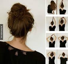 Lockerer Dutt Unordentliche Frisur Lassige Hochsteckfrisuren Frisur Ideen