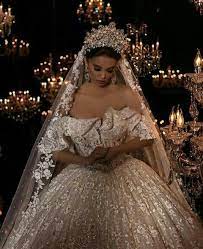 Rochia de prințesă în culoarea ivoarului. SuperstiÈ›ie Jurnal Canapea Rochie Mireasa In Vis Fratellisalaorni It