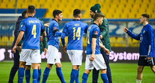 Créer flocage maillot de foot italie 2020 2021 2022 moins cher personnalisés en gros retro en promo. Euro 2020 Un Nouveau Maillot Devoile Pour L Italie