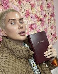 Oli London: I've rejected my trans identity to follow Jesus. Now I want to  be baptised