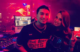 Dj yaya ozawa, davao city. 98 5 The Beat Come Party With Yvannia Yaya Garcia And Dj Facebook