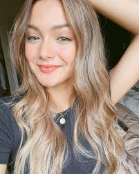 Jual harga paket matrix light brown wb 5rb cat pewarna rambut. Warna Rambut Baru 10 Penampilan Amanda Rawles Yang Bule Abis
