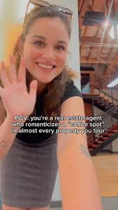 🏡 5 Tips to Get You Ready to Buy in Today's Buyer's Market 📈✨ If you've  been dreaming about owning a property, now might be your moment! In a  buyer's market, you've