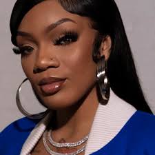 Who is the dopest female rapper in your opinion and why? : r/90sHipHop