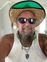 Todd Candee's Instagram, Twitter & Facebook