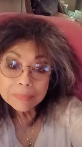 Introduction and photo sharing among Happy Hippies